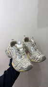 SNEAKER BALE